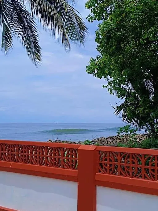 Hidden Paradise : Beach Villa Kandakkadava India