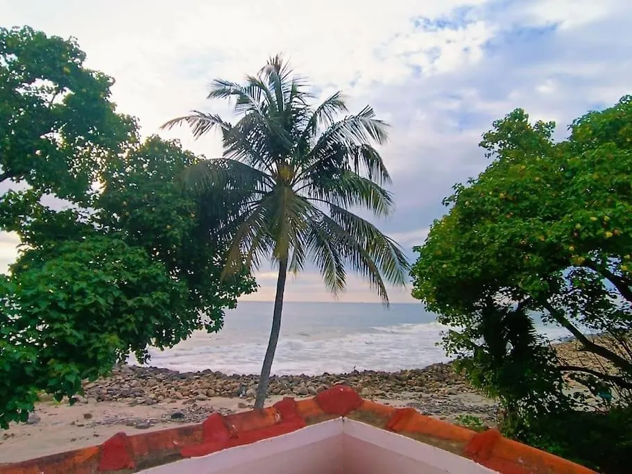 Hidden Paradise : Beach Villa Kandakkadava