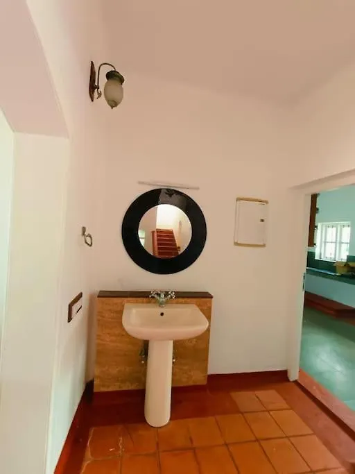 Hidden Paradise : Beach Villa Kandakkadava
